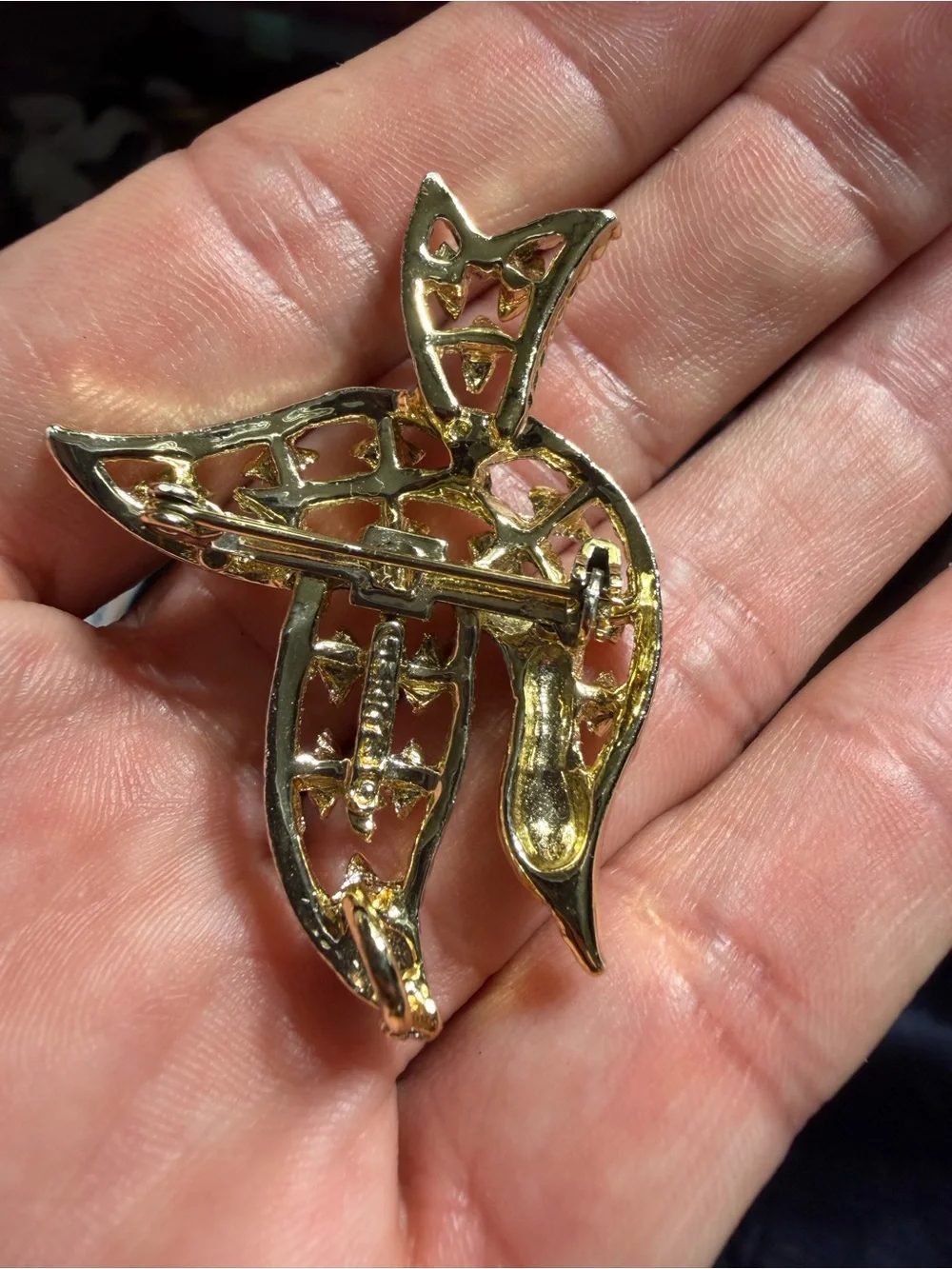 Vintage Gold-tone Bird Brooch with Vibrant Orange Enamel Accents